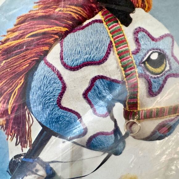 Vintage Spinnerin Stitchery Hobby Horse Latch Hook Kit - New Old Stock | Sealed - Picture 4 of 6